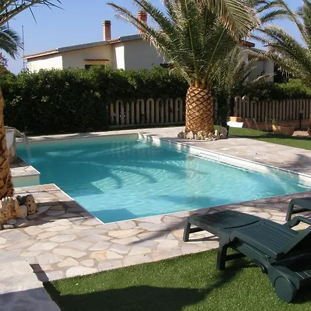 Near Sea, 2 Swimming Pools Apartamento *